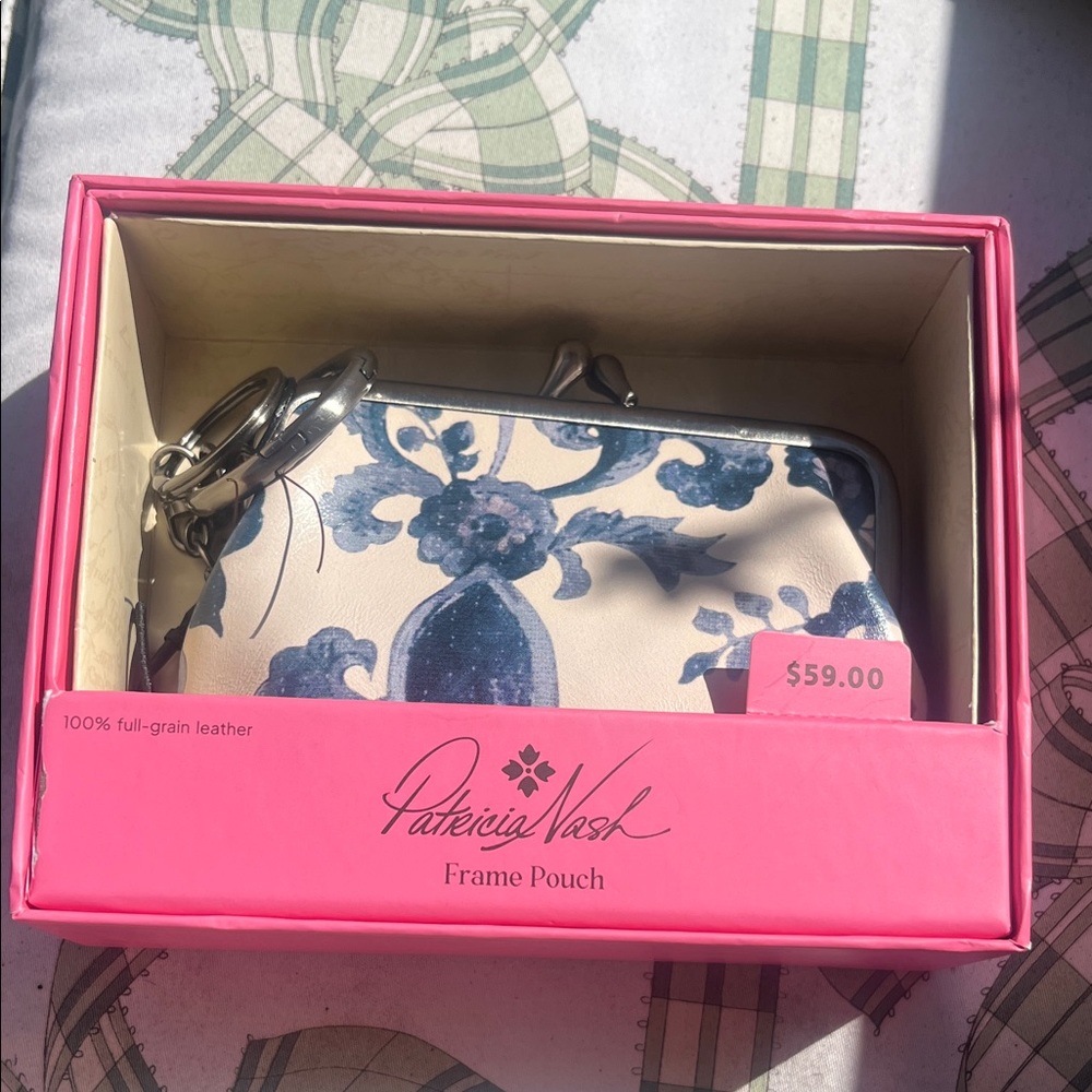Patricia Nash Cream and Blue Floral Frame Pouch with Keyring